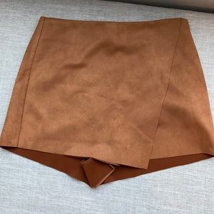 Brown skort